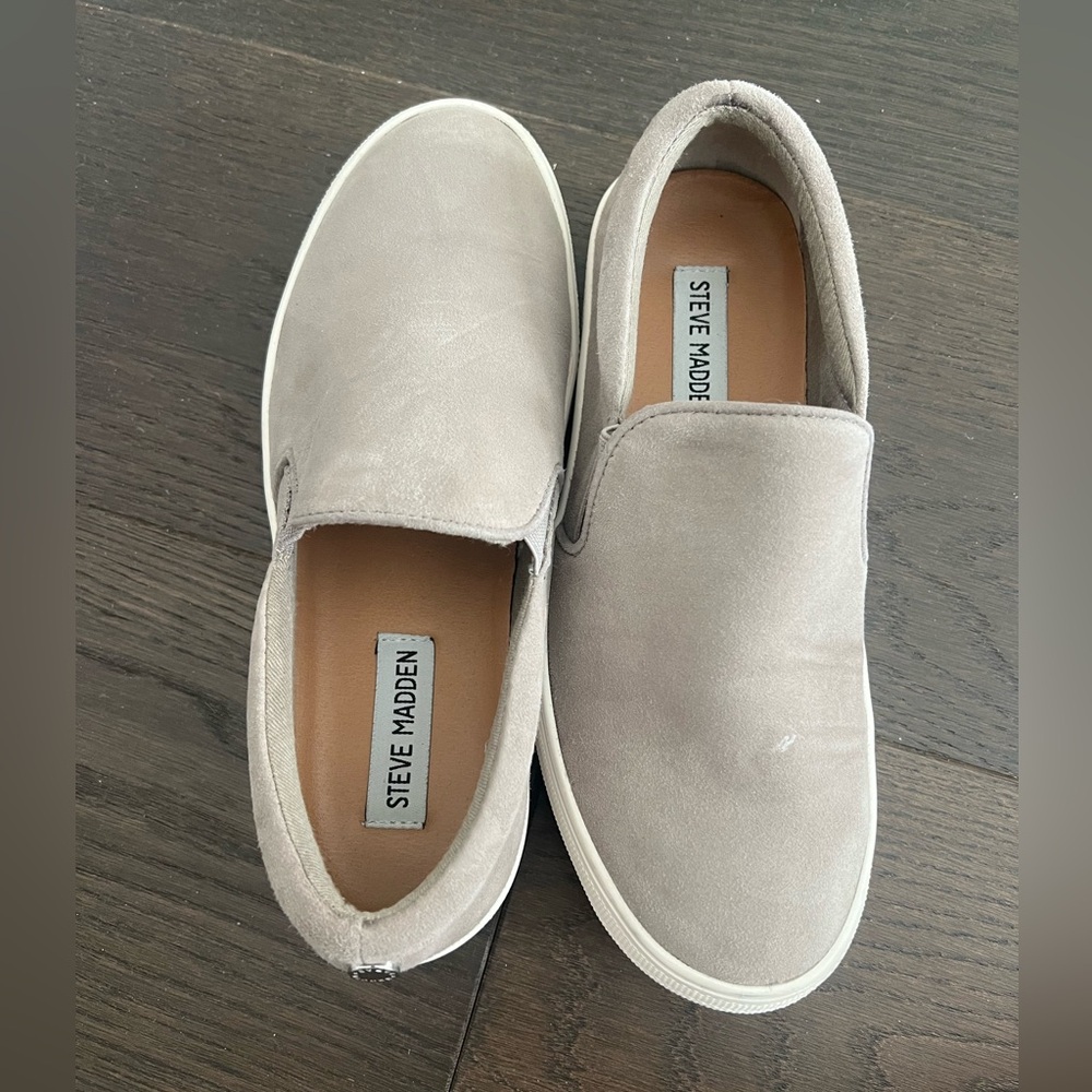 Steve Madden Gray Slip-On Sneakers